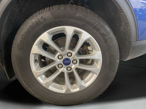 Used 2022 Ford Escape SE w/ Convenience Package image 9