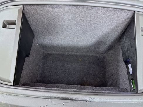 Certified 2023 Porsche Taycan 4 Cross Turismo image 29