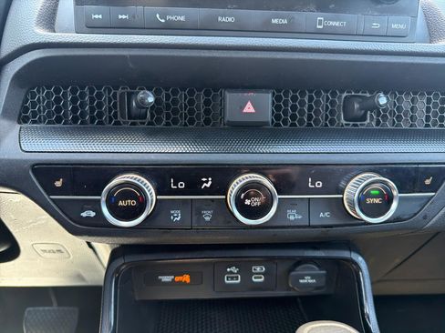 Used 2024 Honda CR-V EX image 25