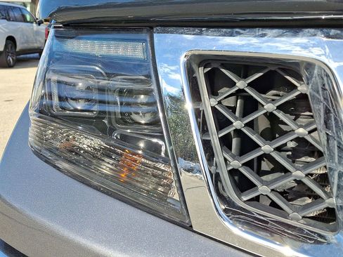 Used 2016 Nissan Frontier SL w/ Moonroof Package image 28