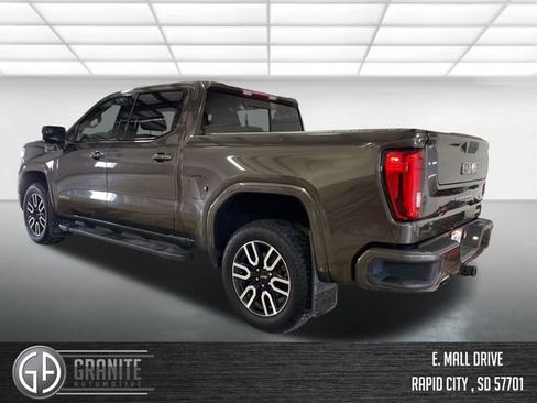 Used 2019 GMC Sierra 1500 AT4 w/ AT4 Preferred Package AWD/4WD image 4