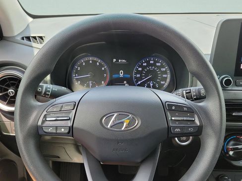 Used 2023 Hyundai Kona SEL AWD/4WD image 30