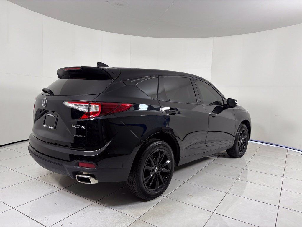 Used 2025 Acura RDX SH-AWD image 5