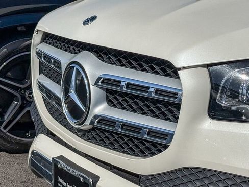 Certified 2022 Mercedes-Benz GLS 450 4MATIC image 4
