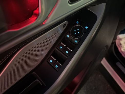 Used 2022 Ford Explorer Limited w/ Limited Technology Package image 28