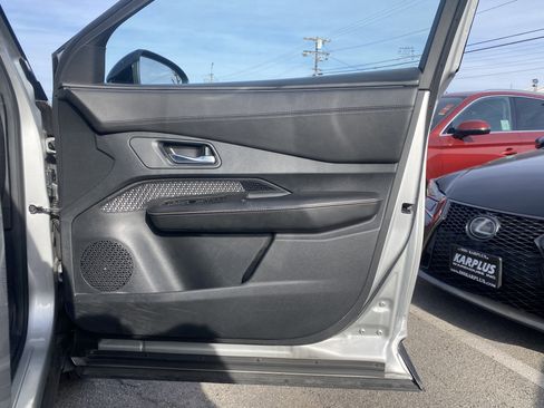 Used 2023 Nissan Ariya FWD image 22