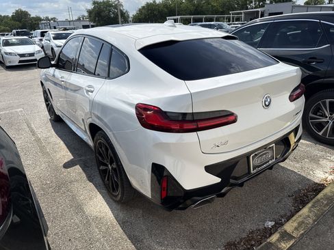 Used 2023 BMW X4 xDrive30i w/ M Sport Package AWD/4WD image 2