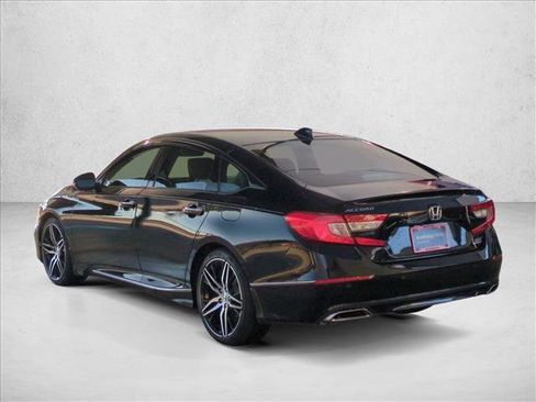 Used 2021 Honda Accord Touring image 8