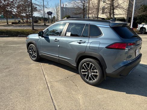 New 2026 Toyota Corolla Cross XLE image 3