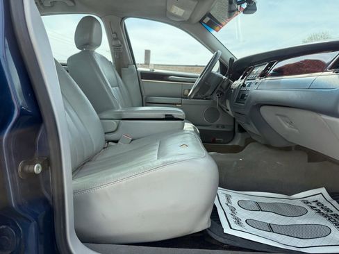 Used 2007 Lincoln Town Car Signature RWD image 26