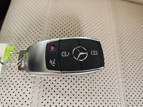 New 2026 Mercedes-Benz GLE 450 4MATIC image 37