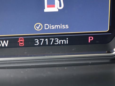 Used 2021 GMC Sierra 3500 Denali w/ Denali Black Diamond Edition image 14