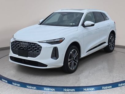 Used 2025 Audi Q5 Premium w/ Convenience Package