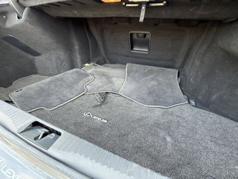 Used 2017 Lexus GS 200t F Sport image 29