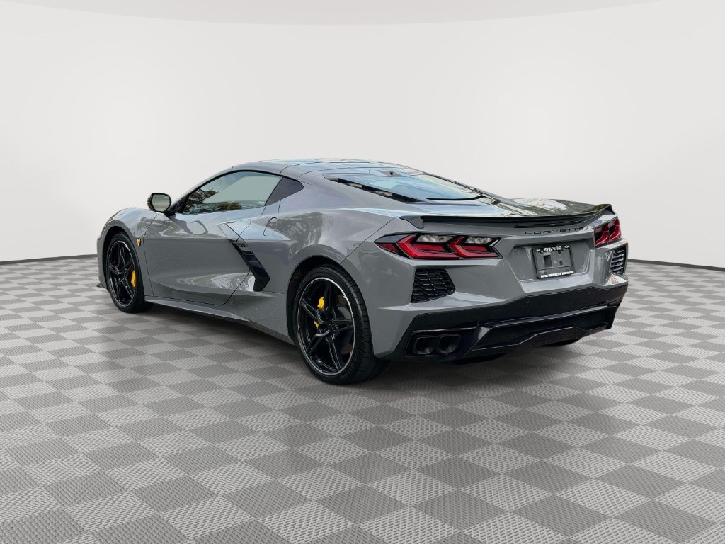 Used 2025 Chevrolet Corvette Stingray Preferred Cpe w/ 2LT RWD image 5