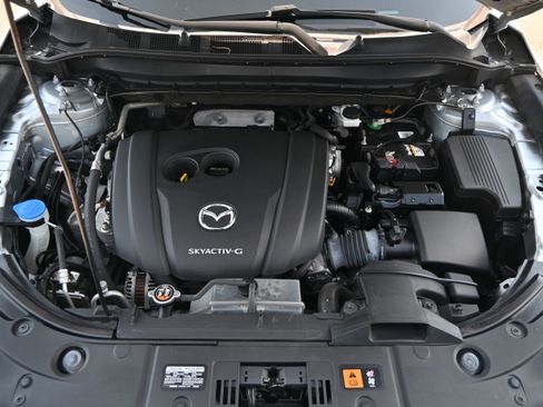 Used 2020 MAZDA CX-5 Touring FWD image 32