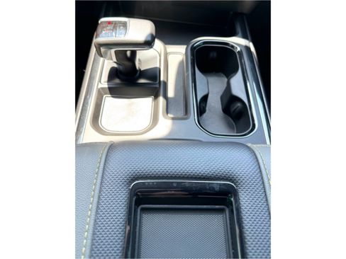 Used 2022 Chevrolet Silverado 1500 ZR2 w/ Technology Package image 9