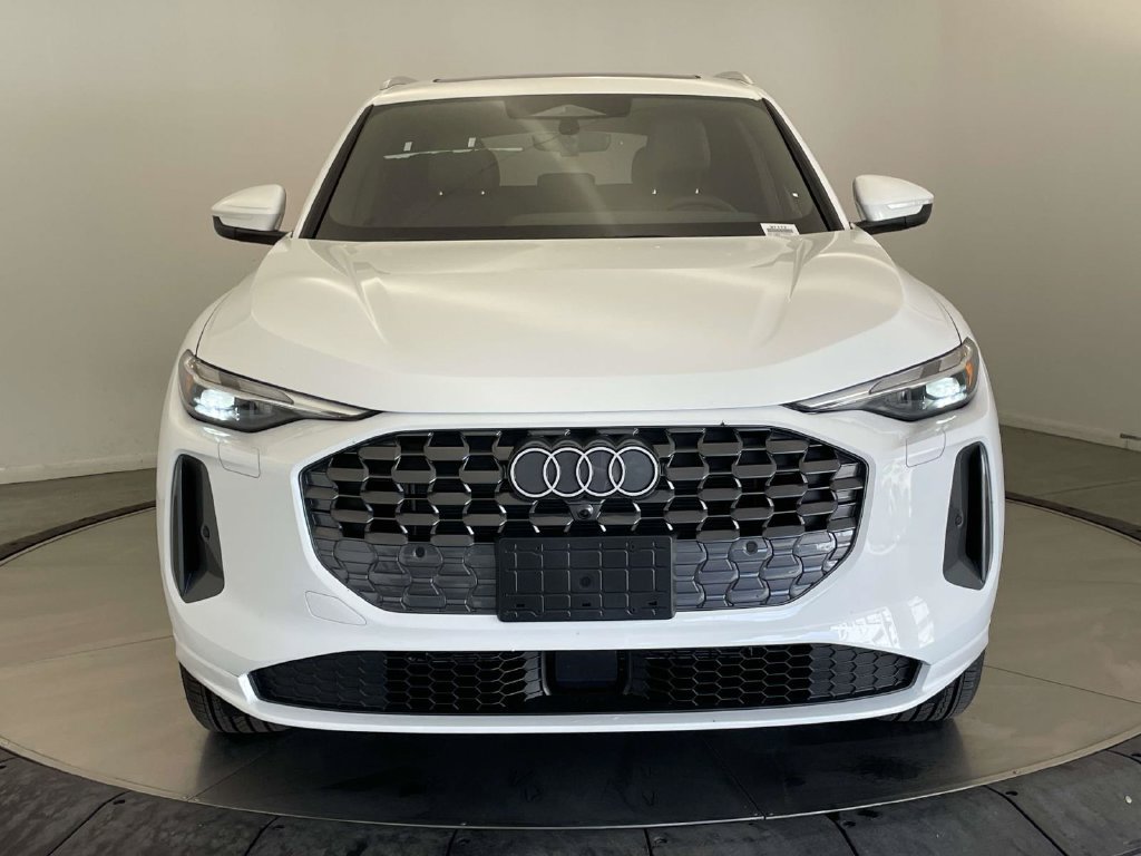 New 2026 Audi Q5 Premium AWD/4WD image 10