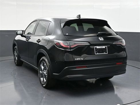 New 2026 Honda HR-V LX image 5