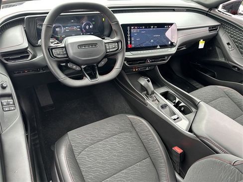 New 2025 Dodge Charger R/T w/ Quick Order Package 25M R/T image 2