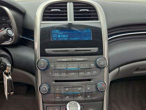 Used 2013 Chevrolet Malibu LS w/ Protection Package FWD image 17
