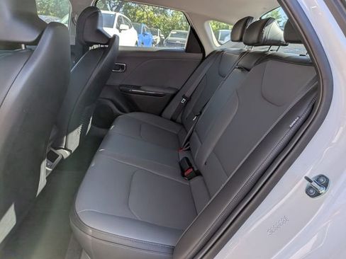 New 2026 Kia K4 EX FWD image 13