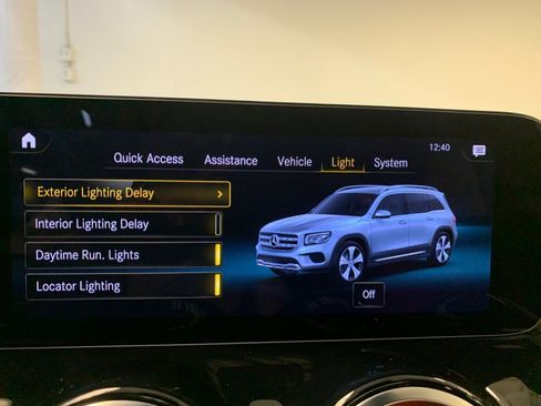 Used 2023 Mercedes-Benz GLB 250 4MATIC w/ AMG Line image 33
