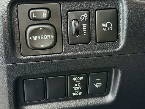 Used 2023 Toyota 4Runner SR5 image 17