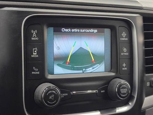 Used 2017 RAM 1500 ST w/ SXT Appearance Group AWD/4WD image 7