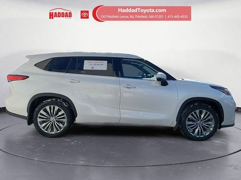Certified 2020 Toyota Highlander Platinum image 6
