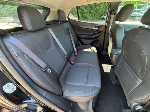 Used 2025 Buick Encore GX Preferred FWD image 35