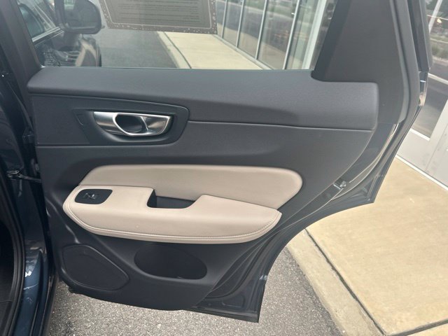 Certified 2026 Volvo XC60 B5 Plus AWD/4WD image 12