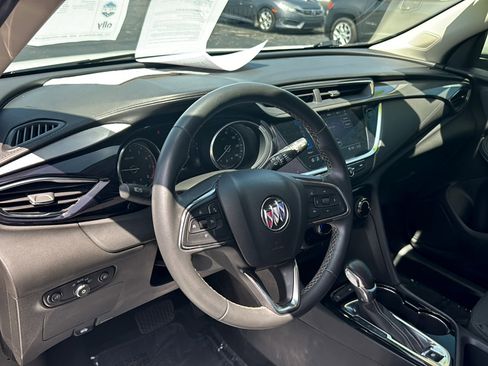 Used 2022 Buick Encore GX Preferred w/ Sport Touring Package FWD image 9
