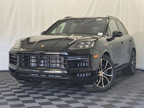 New 2026 Porsche Cayenne E-Hybrid image 1