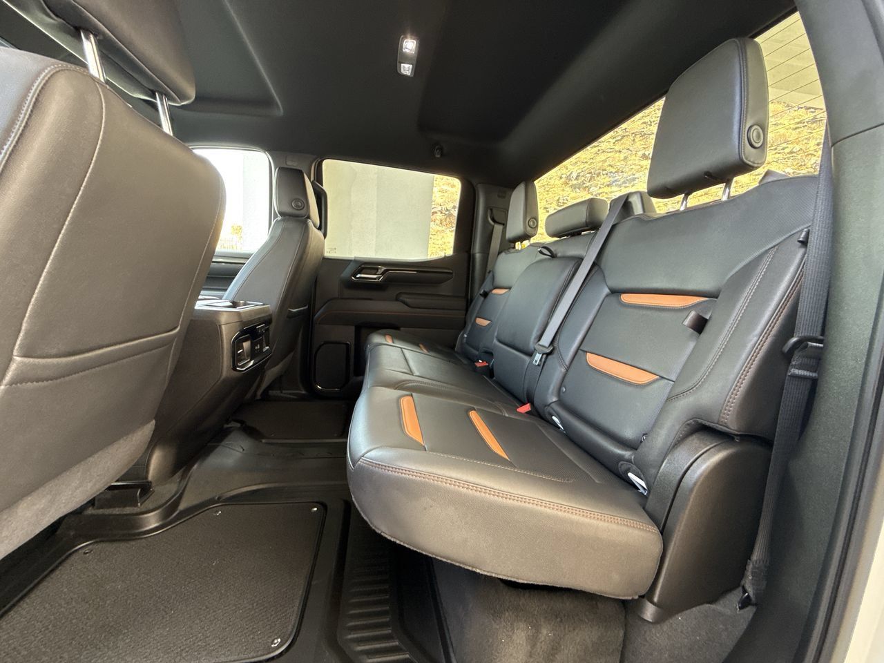 Used 2025 GMC Sierra 1500 AT4 AWD/4WD image 25