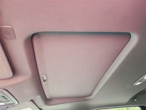 Used 2022 Chevrolet Silverado 1500 LTZ w/ LTZ Convenience Package II image 19