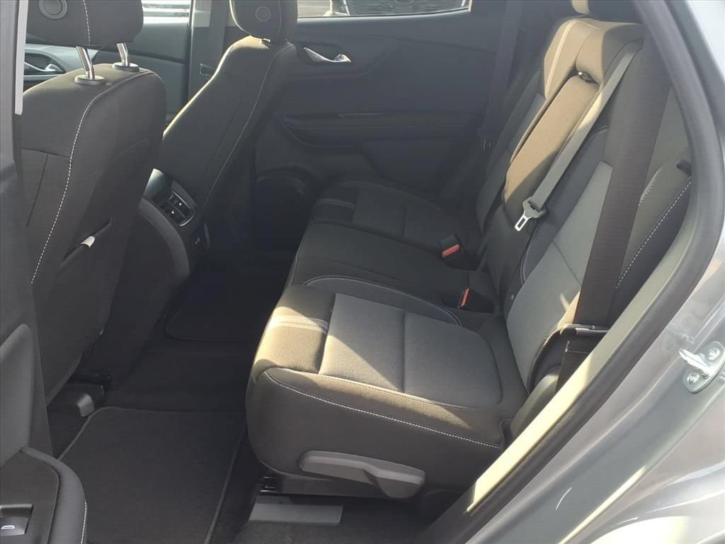 New 2026 Chevrolet Blazer LT w/ Convenience Package FWD image 17