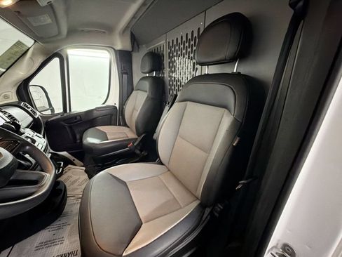 Used 2024 RAM ProMaster 2500 FWD image 18