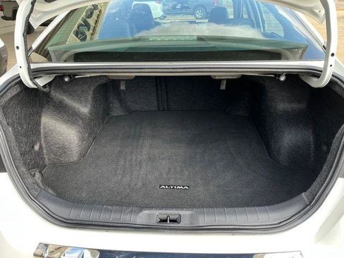 Used 2023 Nissan Altima 2.5 SL FWD image 26
