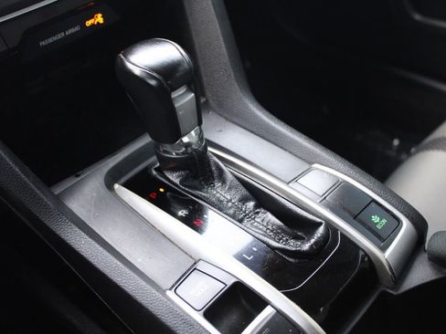 Used 2019 Honda Civic EX image 39