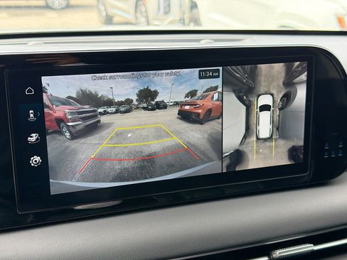 Used 2024 Hyundai Palisade SEL w/ Premium Package image 34