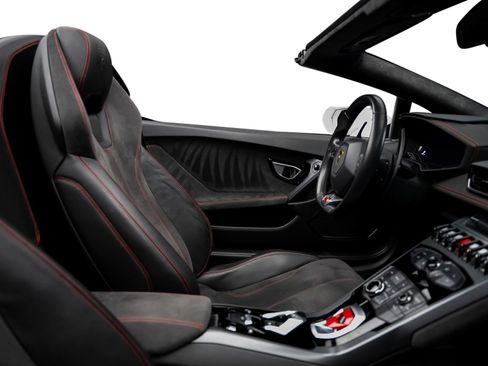Used 2017 Lamborghini Huracan LP 580-2 RWD image 54