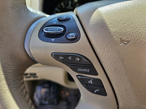 Used 2015 Nissan Pathfinder SL w/ SL Premium Package FWD image 27