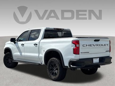 Used 2025 Chevrolet Silverado 1500 ZR2 AWD/4WD image 17