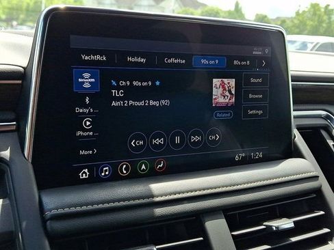 Used 2021 Chevrolet Tahoe Premier w/ Premium Package AWD/4WD image 22