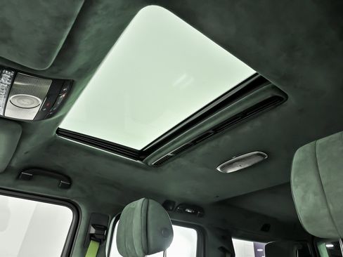 Used 2025 Mercedes-Benz G 63 AMG 4MATIC image 35