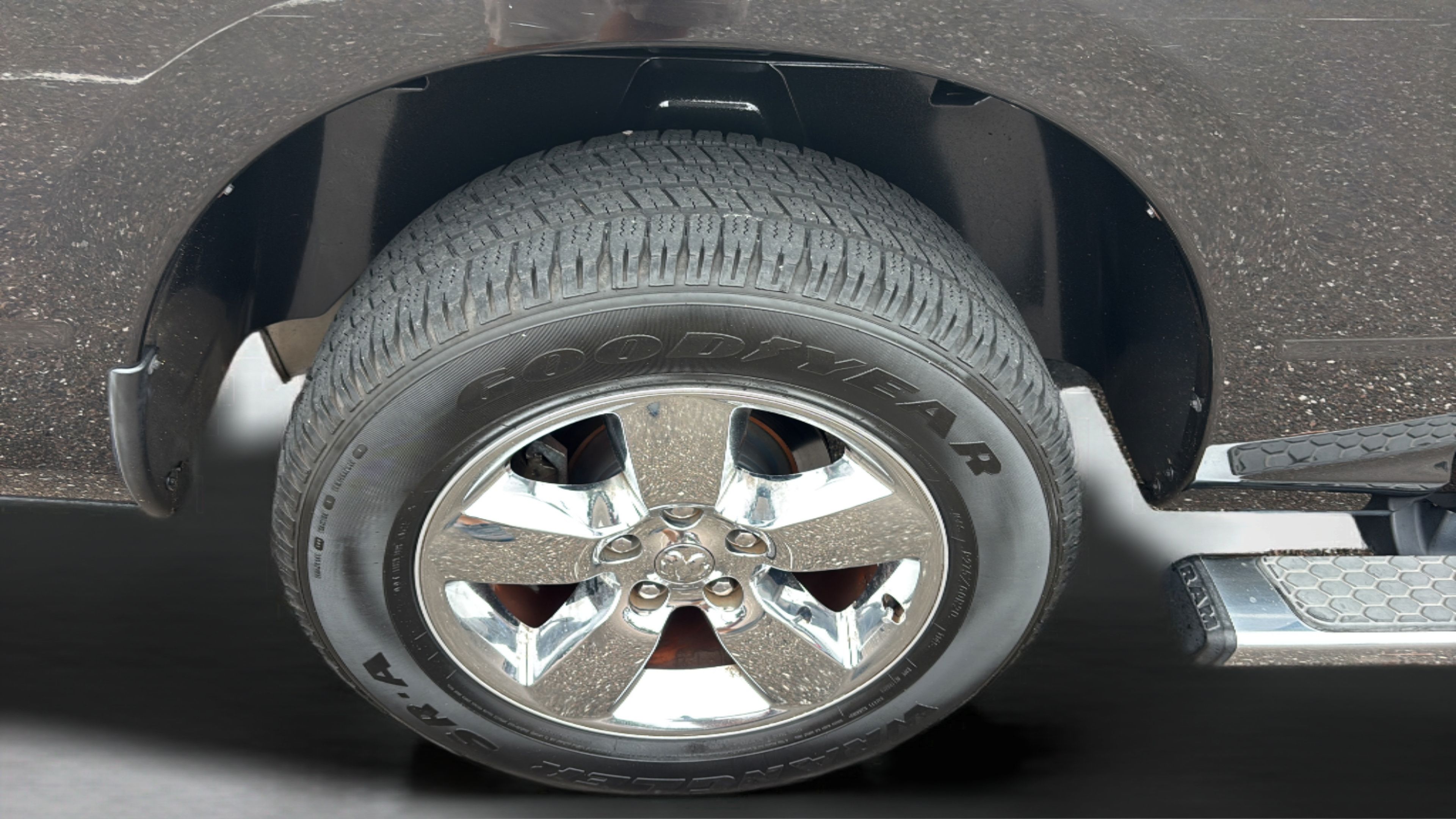 Used 2015 RAM 1500 Lone Star RWD image 18