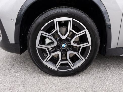 Certified 2025 BMW X1 xDrive28i w/ Premium Package AWD/4WD image 6