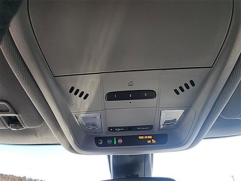 Used 2024 Chevrolet Blazer LT w/ Convenience Package image 24