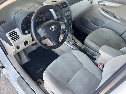 Used 2011 Toyota Corolla LE image 15